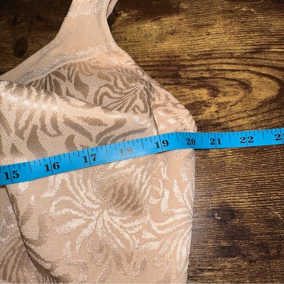 Wingslove Bra Womens 40H Beige Full Coverage Minimizer Wirefree Non Padded NEW - Picture 7 of 7